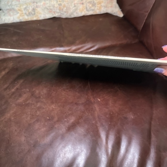 Gershwin’s Rhapsody in blue and American in Paris vintage vinyl recordfrom 1978 - Picture 4 of 9